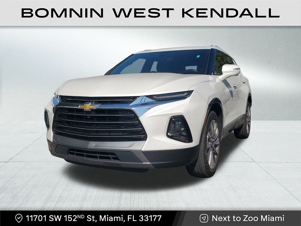 2022 Chevrolet Blazer Premier photo 2