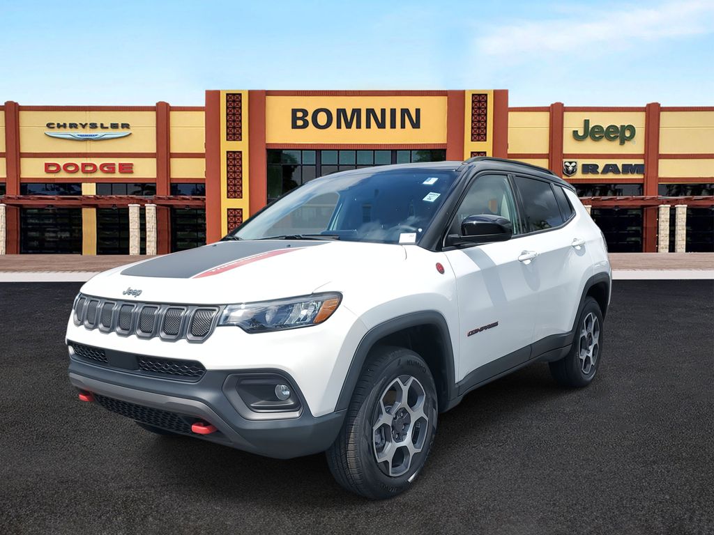 2022 Jeep Compass Trailhawk photo 2