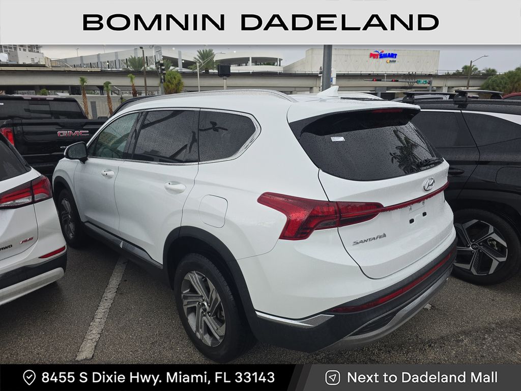 2021 Hyundai Santa Fe SEL photo 3