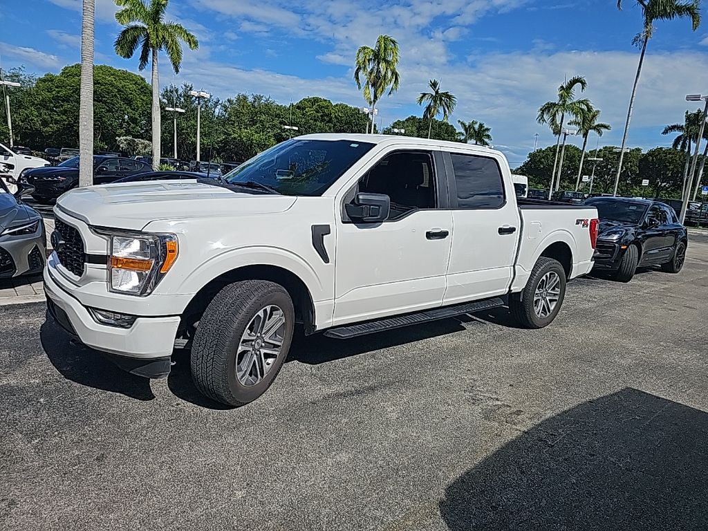 2022 Ford F-150 XL photo 2