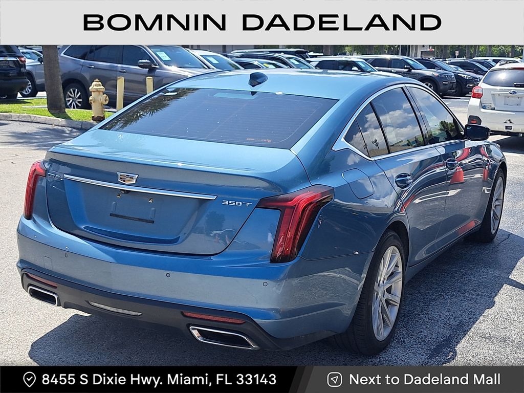 2023 Cadillac CT5 Luxury photo 3