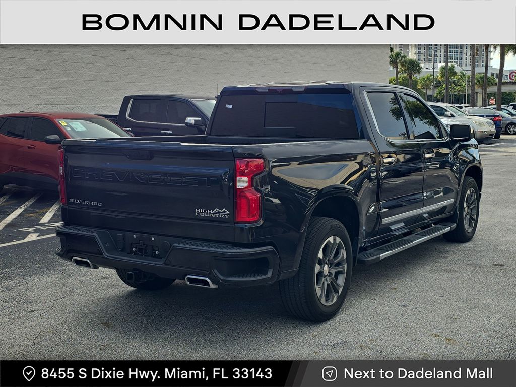 2023 Chevrolet Silverado 1500 High Country photo 4