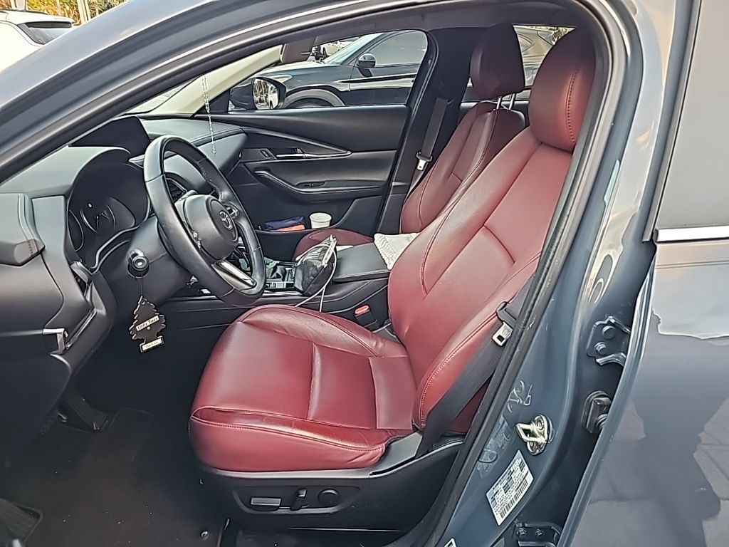 2023 Mazda CX-30 2.5 S Carbon photo 2