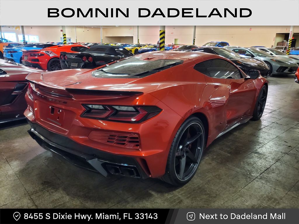 2025 Chevrolet Corvette E-Ray 2LZ photo 4