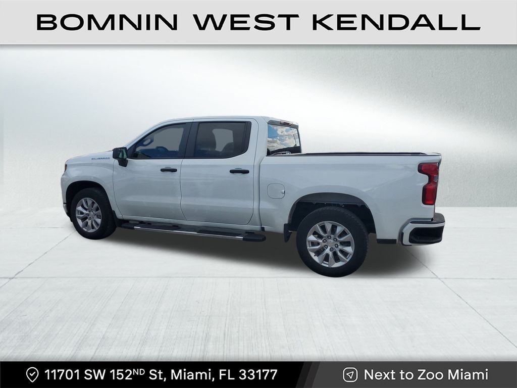 2022 Chevrolet Silverado 1500 Custom photo 3