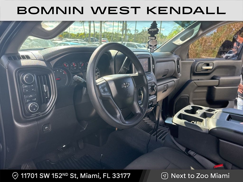 2020 Chevrolet Silverado 1500 Custom Trail Boss photo 2