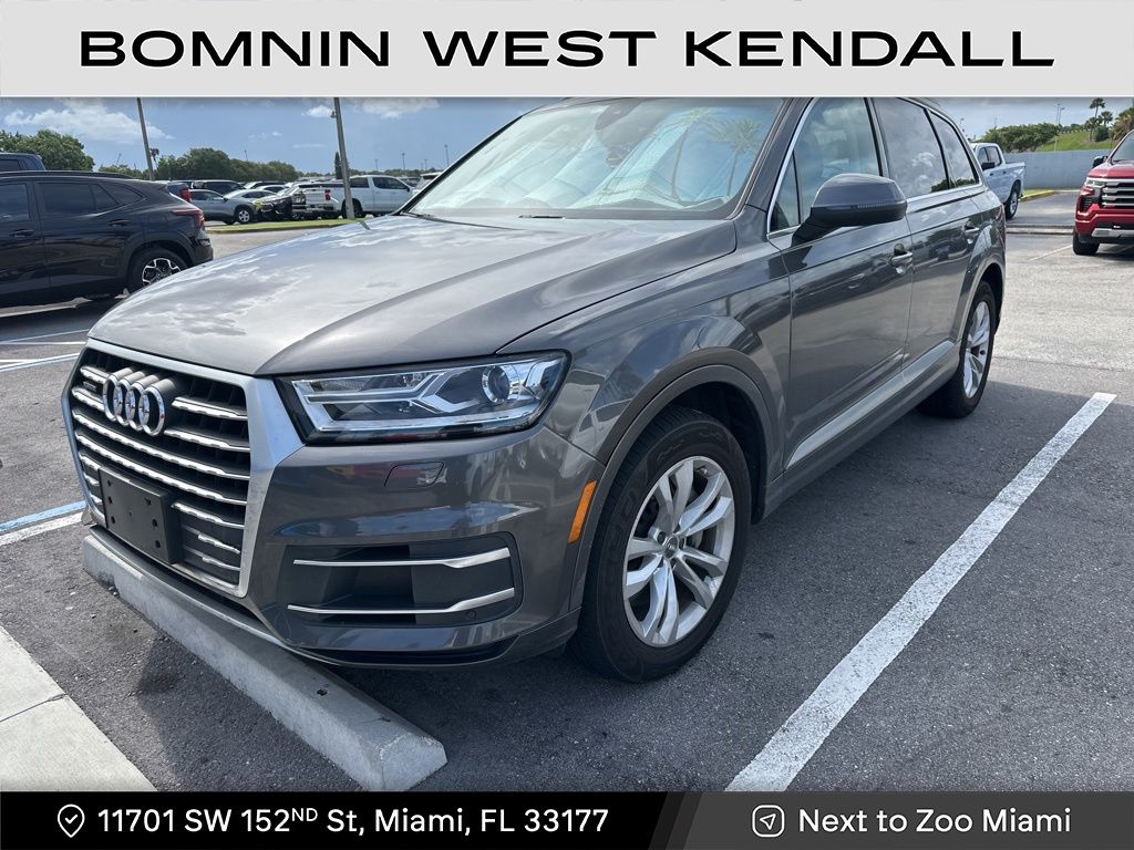 2019 Audi Q7 Premium photo 2
