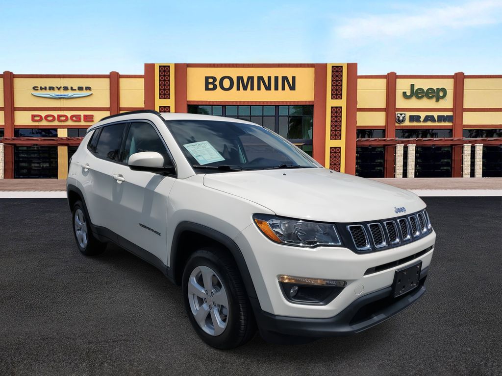 2019 Jeep Compass Latitude photo 2