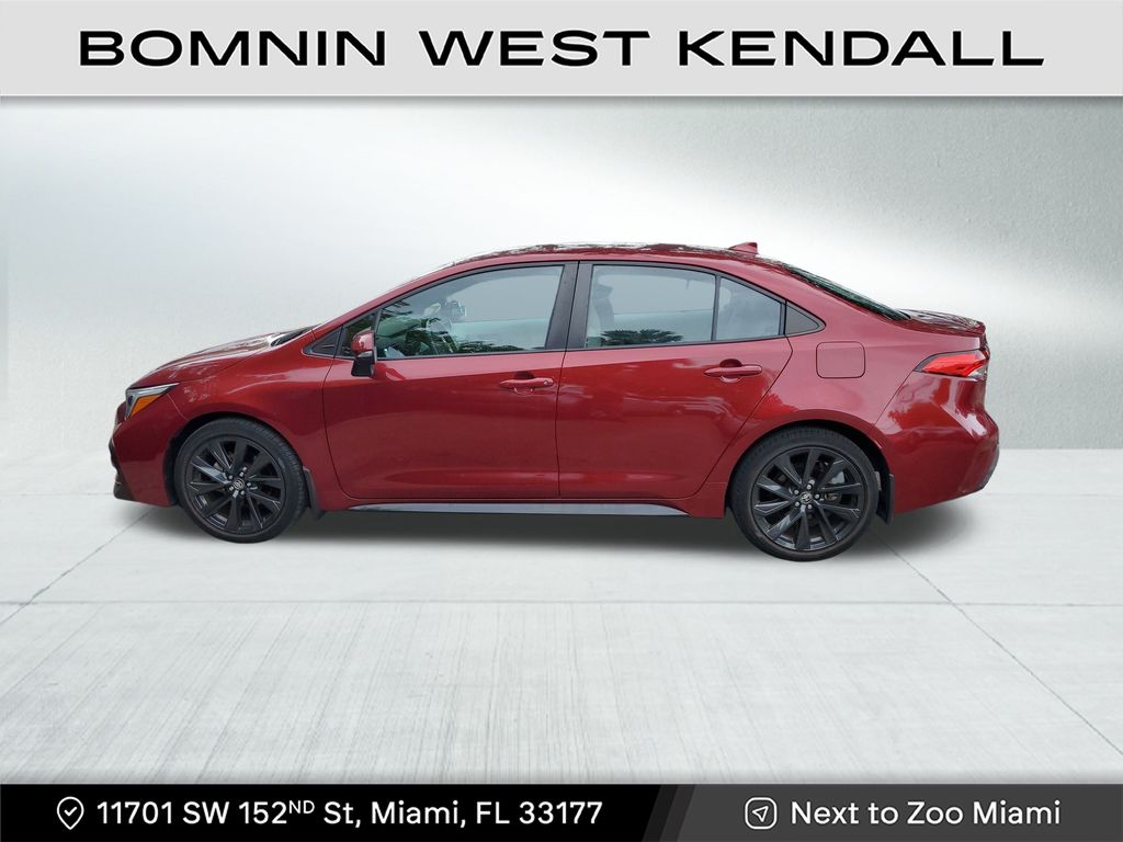 2023 Toyota Corolla SE photo 4