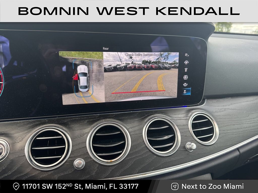 2022 Mercedes Benz E 350 photo 4