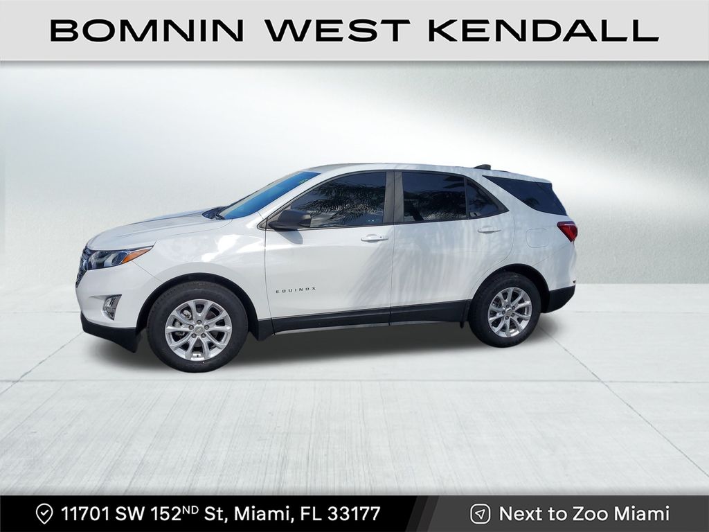 2021 Chevrolet Equinox LS photo 4