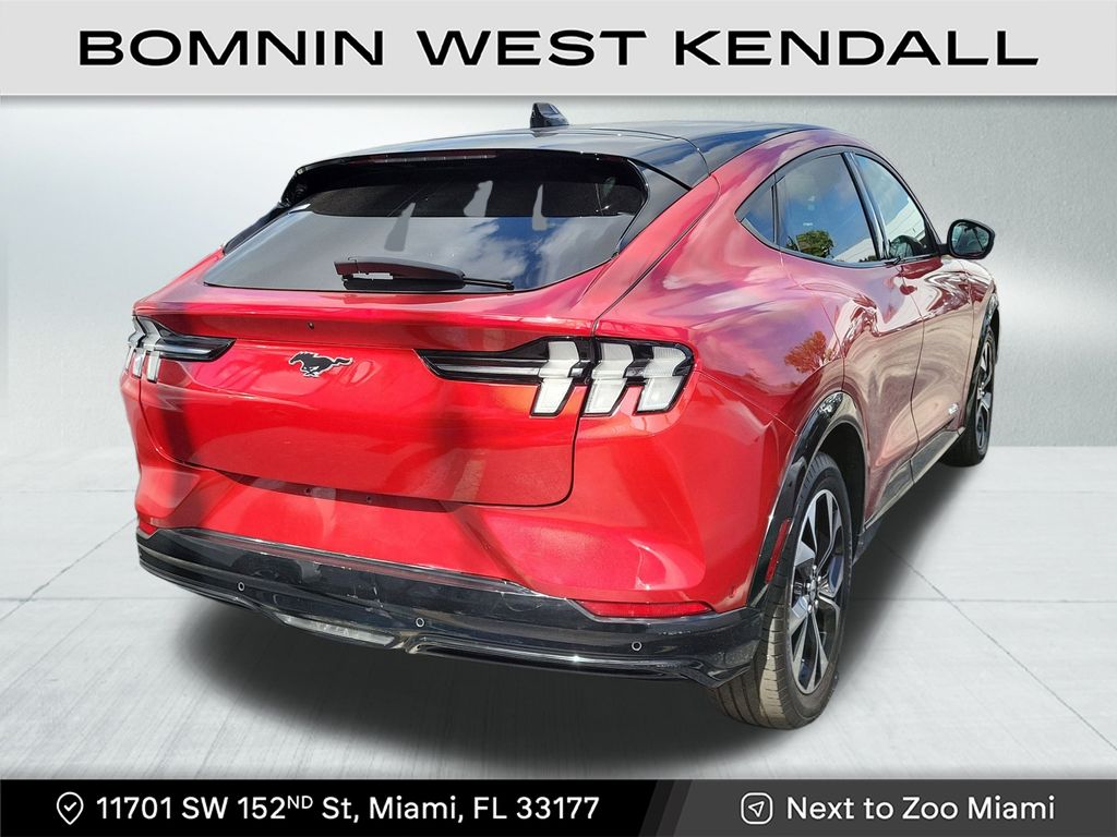 2023 Ford Mustang Mach-E Premium photo 4