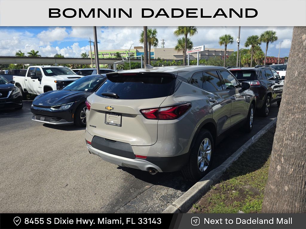 2021 Chevrolet Blazer 1LT photo 4