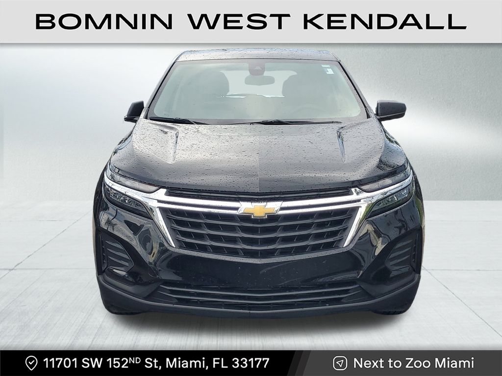 2023 Chevrolet Equinox LS photo 2
