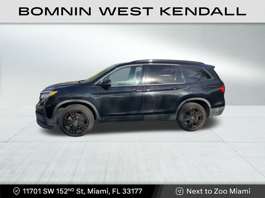 2022 Honda Pilot Black Edition photo 2
