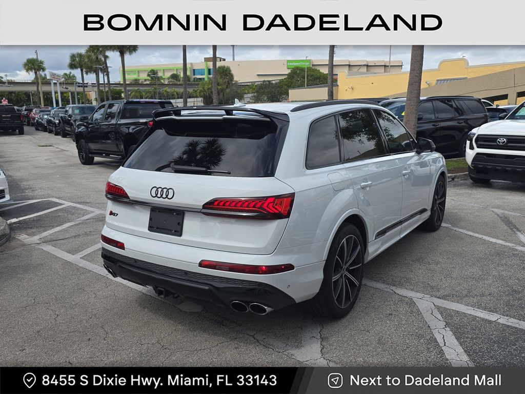 2021 Audi SQ7 Premium Plus photo 3