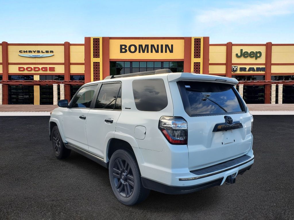 2021 Toyota 4Runner Nightshade Edition photo 4