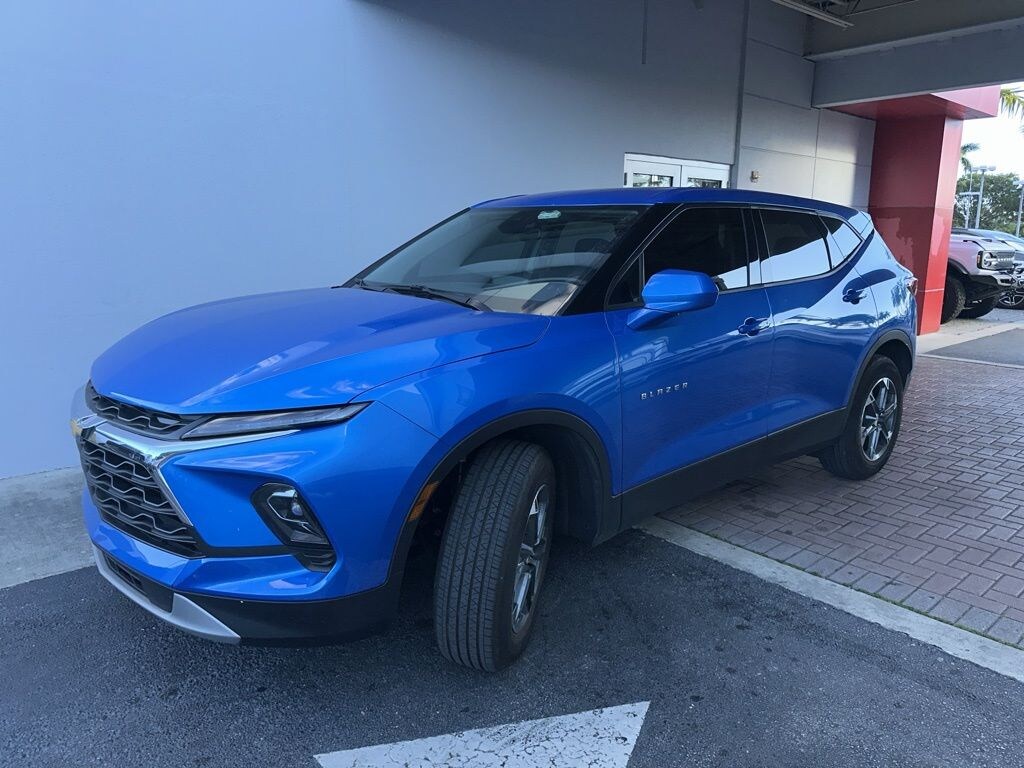 Used 2025 Chevrolet Blazer LT SUV