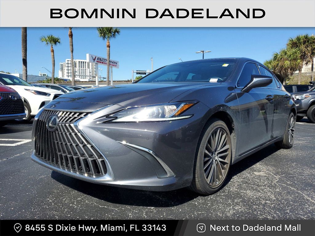 2022 Lexus ES 350 photo 2