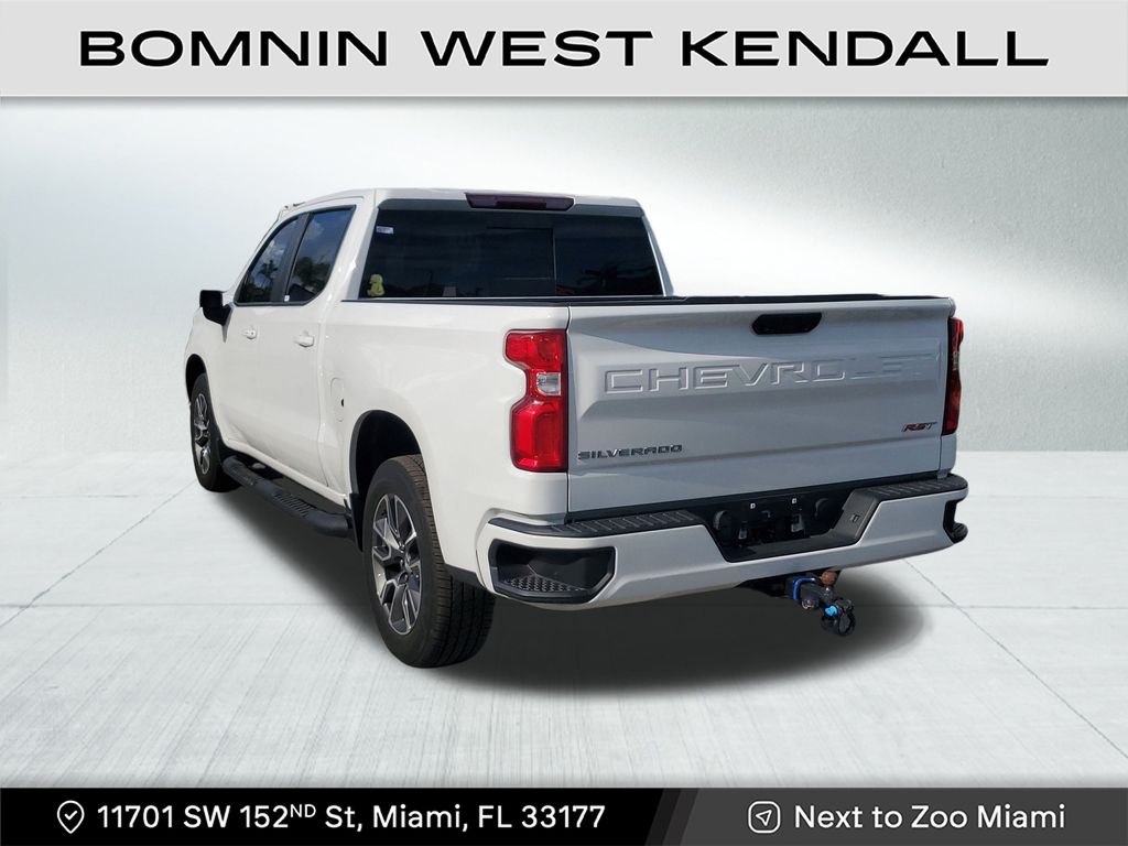 2022 Chevrolet Silverado 1500 RST photo 3