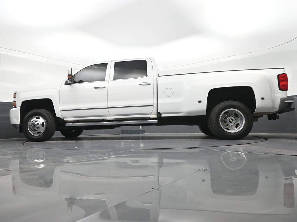 2019 Chevrolet Silverado 3500HD High Country - Photo 26