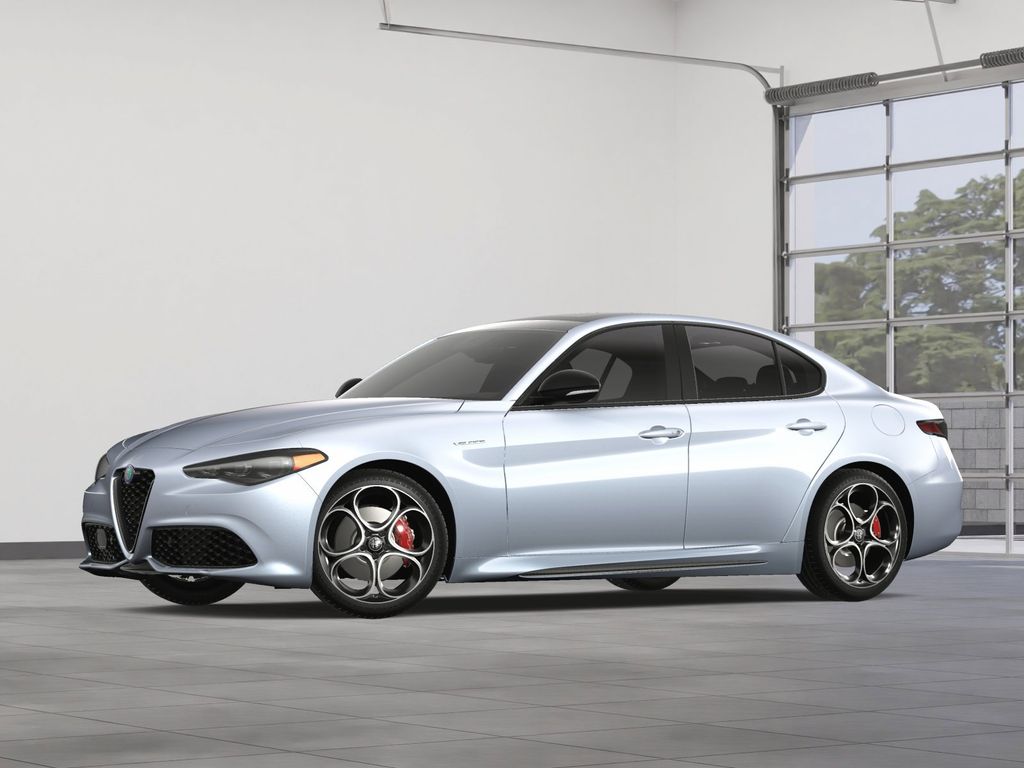 2025 Alfa Romeo Giulia SPRINT photo 2