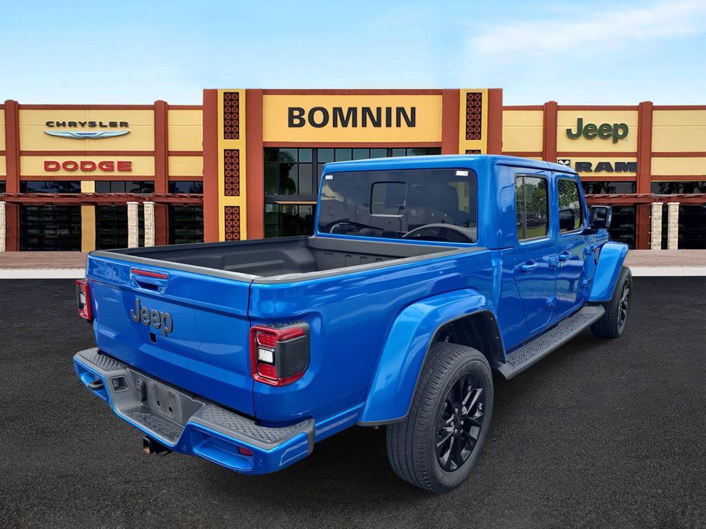 2022 Jeep Gladiator High Altitude photo 2