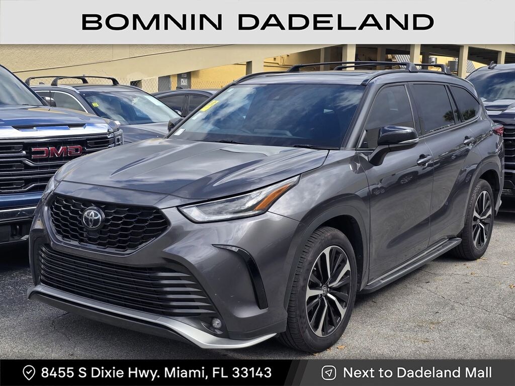 Used 2022 Toyota Highlander XSE SUV