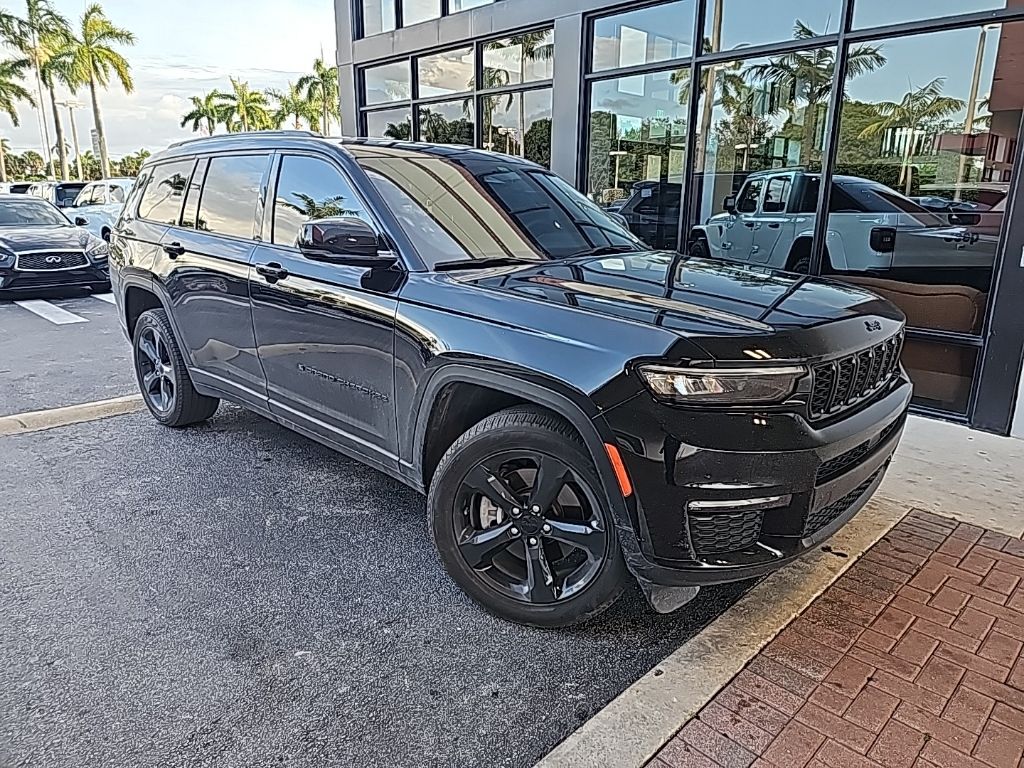 2024 Jeep Grand Cherokee L photo 2
