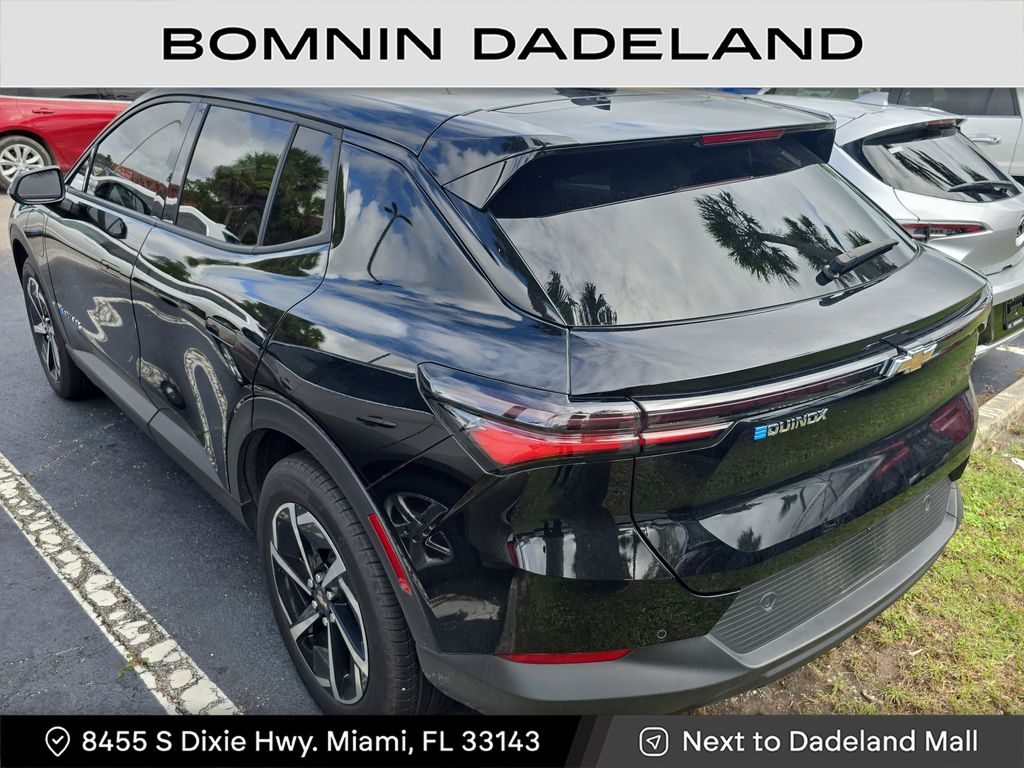 2019 Chevrolet Equinox LT photo 3