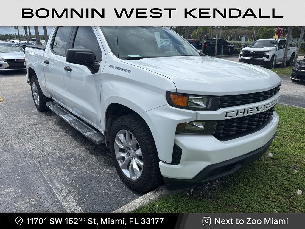2021 Chevrolet Silverado 1500 Custom photo 2