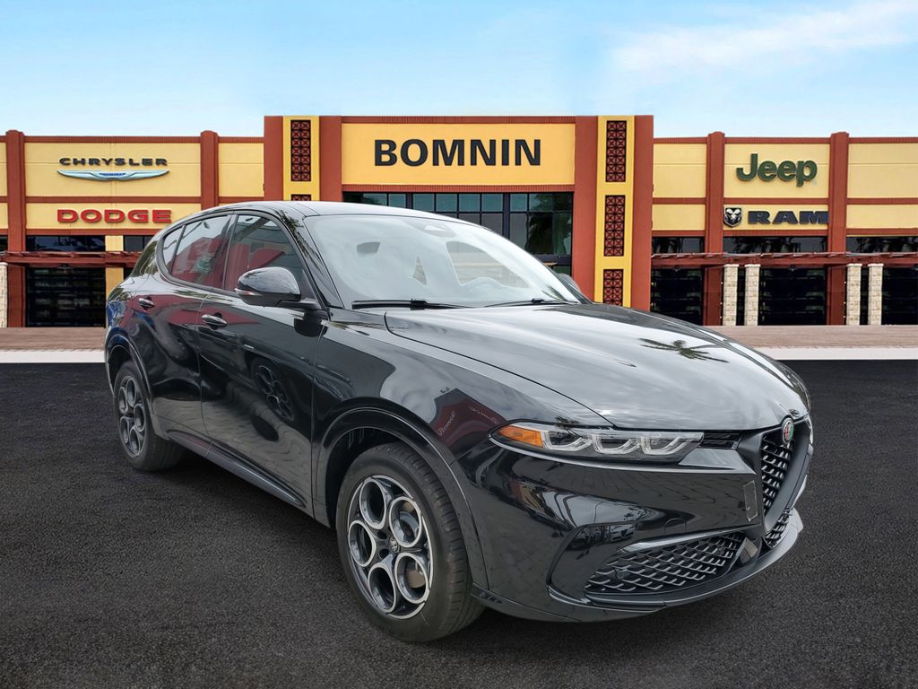 2025 Alfa Romeo Tonale BASE SPRINT photo 2