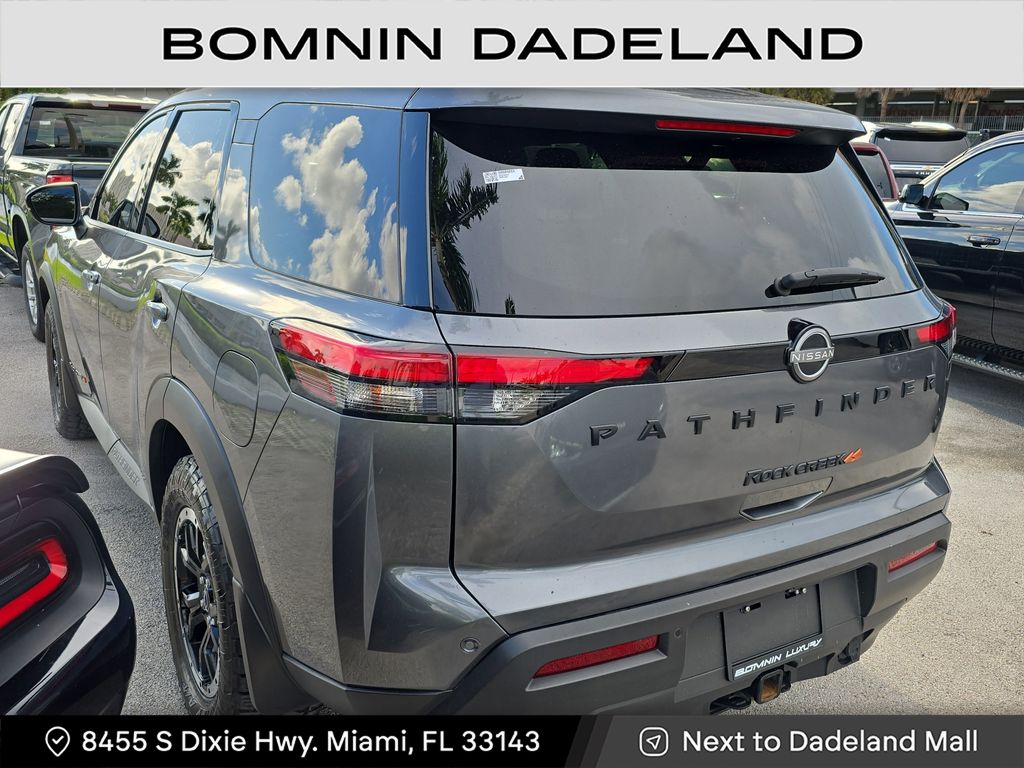 2023 Nissan Pathfinder Rock Creek photo 3