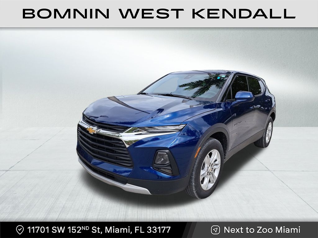 2022 Chevrolet Blazer 2LT photo 2