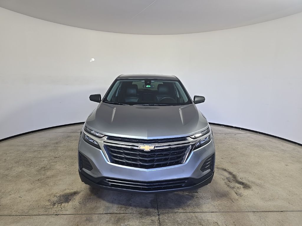 2024 Chevrolet Equinox LS photo 3
