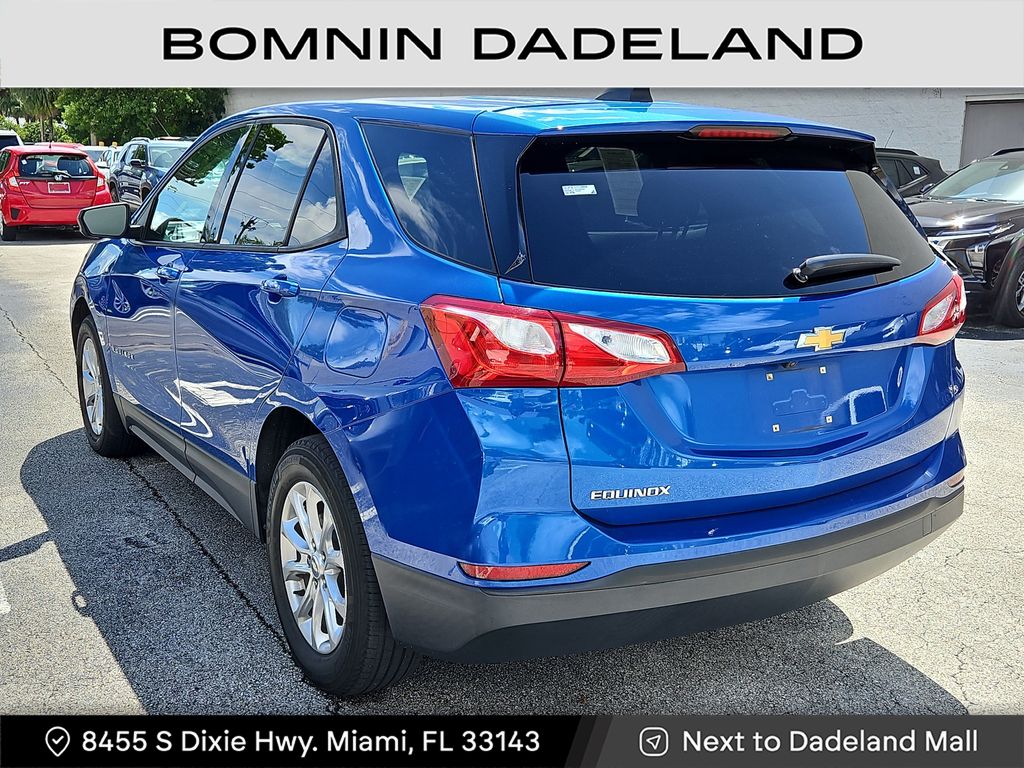2019 Chevrolet Equinox LS photo 3