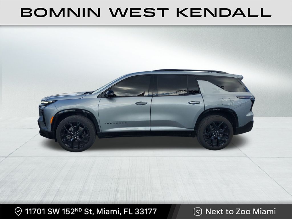 2024 Chevrolet Traverse RS photo 2