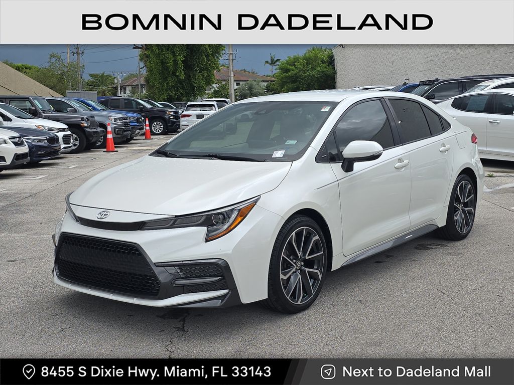 2021 Toyota Corolla SE photo 2