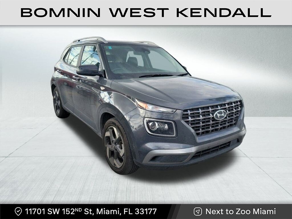 Used 2023 Hyundai Venue Limited SUV