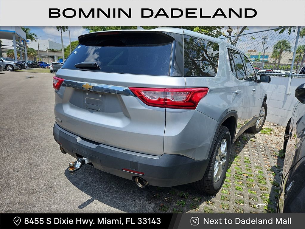 2019 Chevrolet Traverse LS photo 4