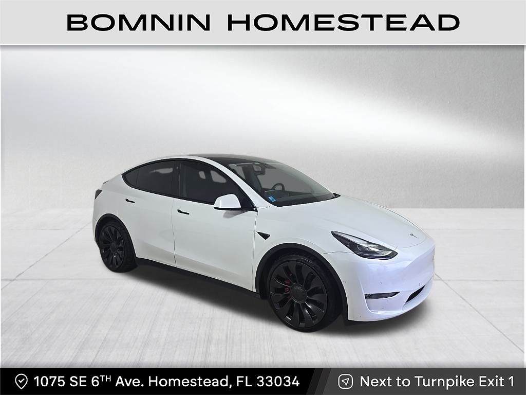 2022 Tesla Model Y Performance's photo