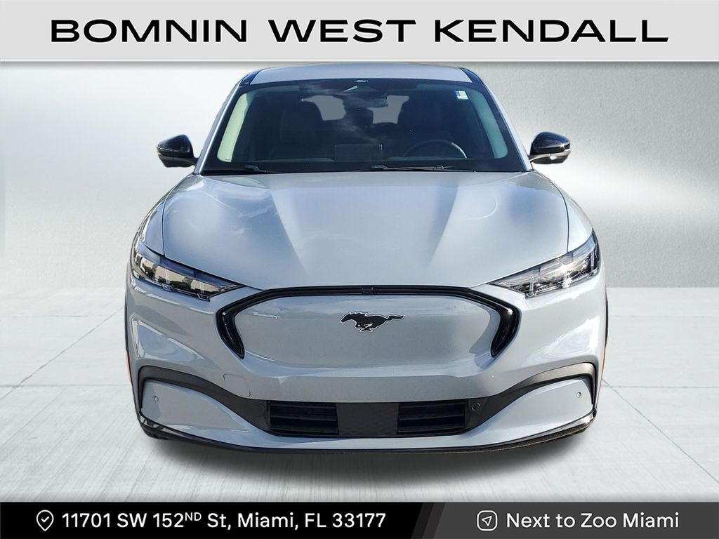 2024 Ford Mustang Mach-E Premium photo 2