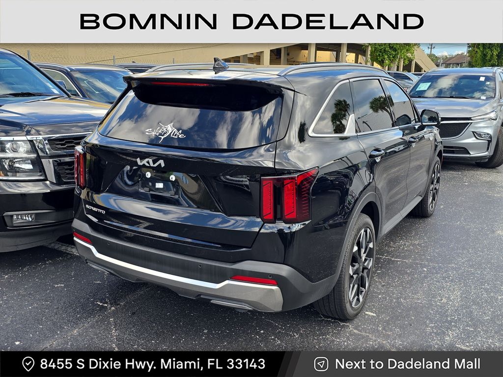 2024 Kia Sorento EX photo 3