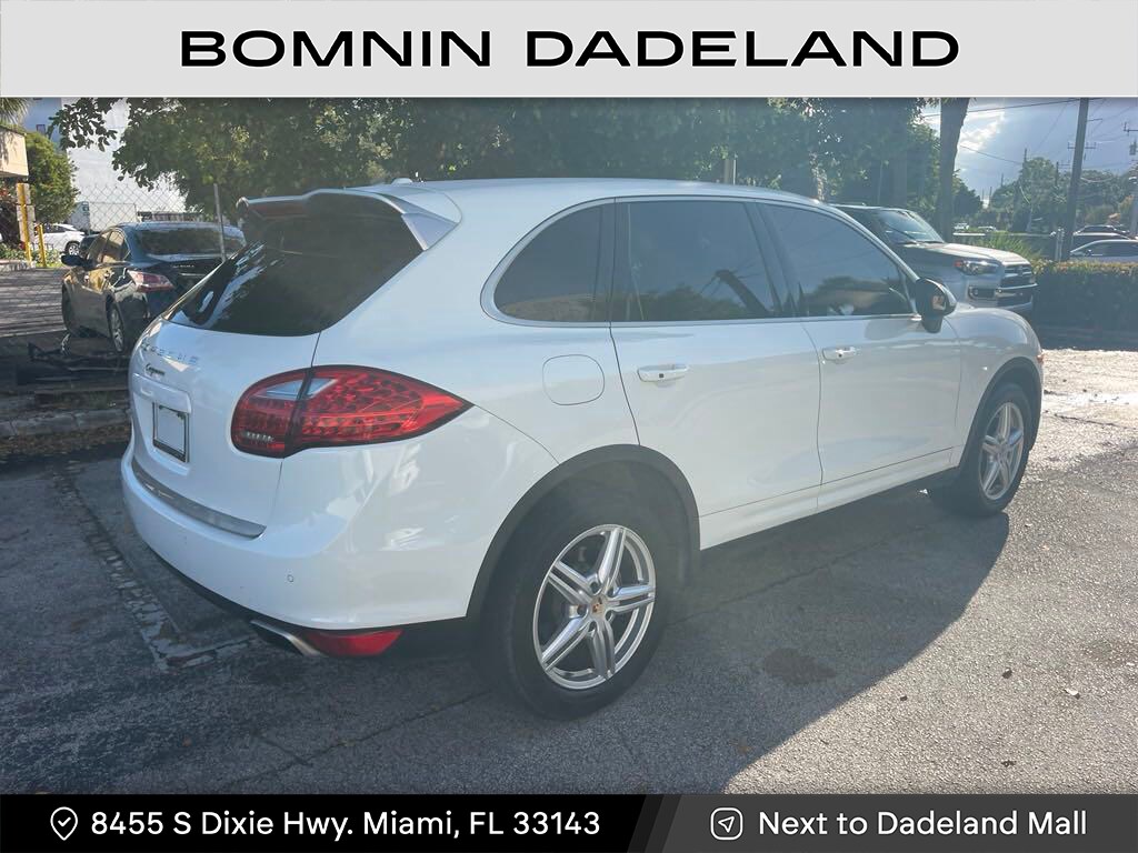 2014 Porsche Cayenne Platinum Edition photo 4