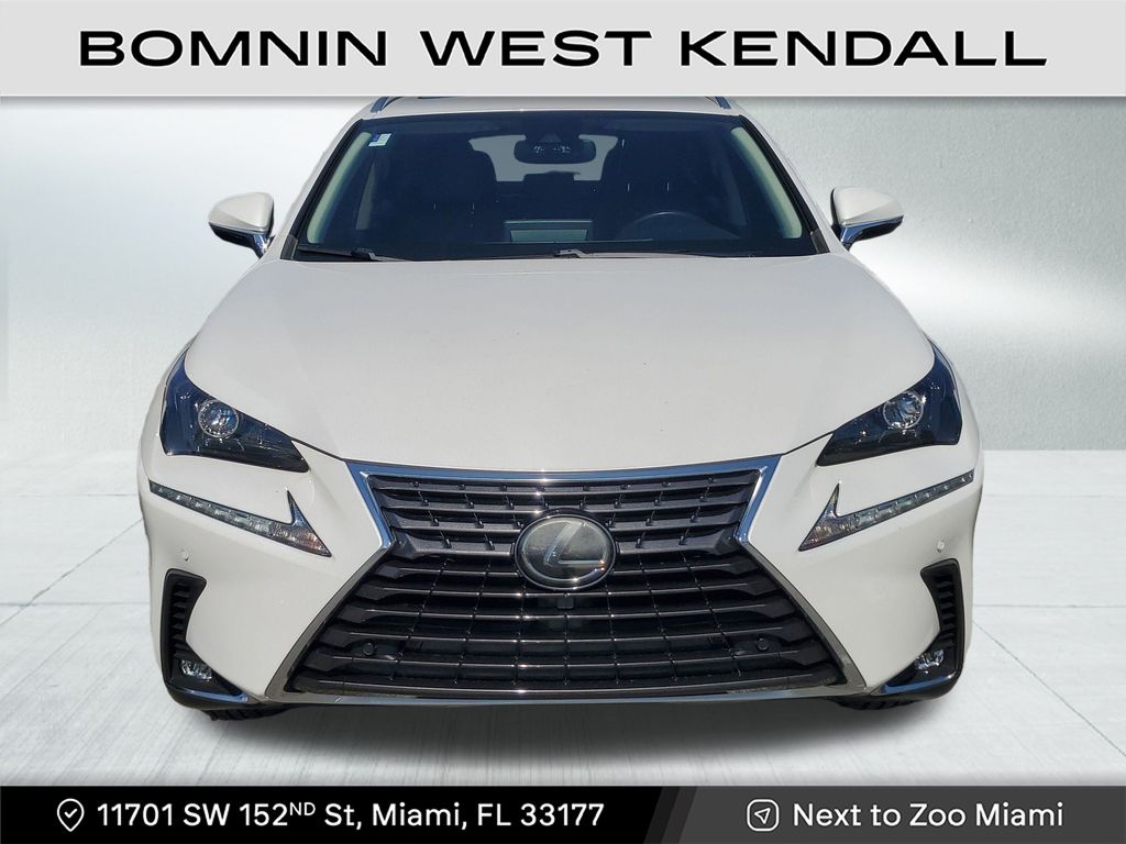 2020 Lexus NX 300 photo 3