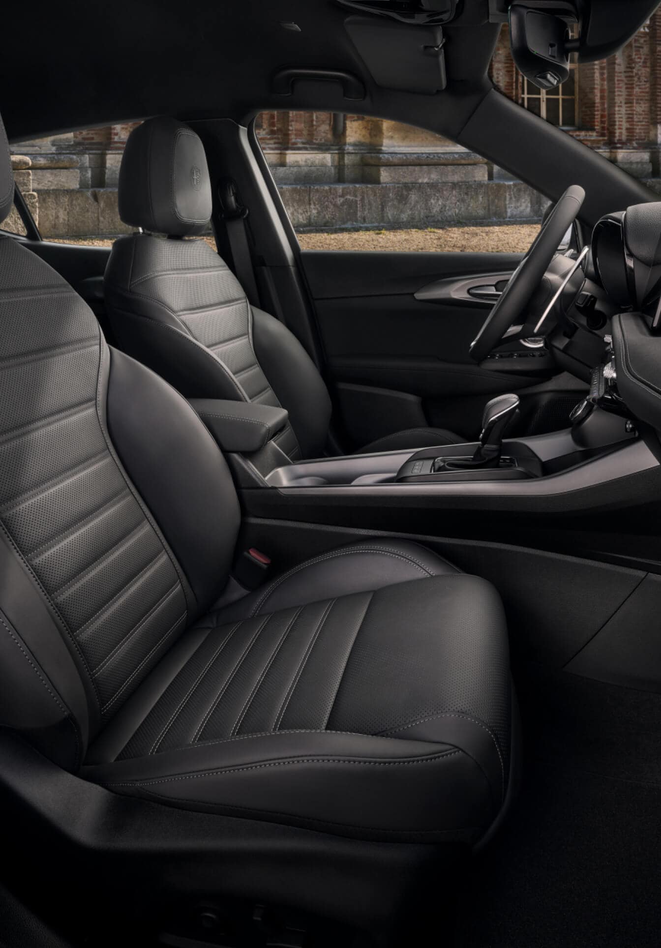 Alfa Romeo Tonale Interior Features