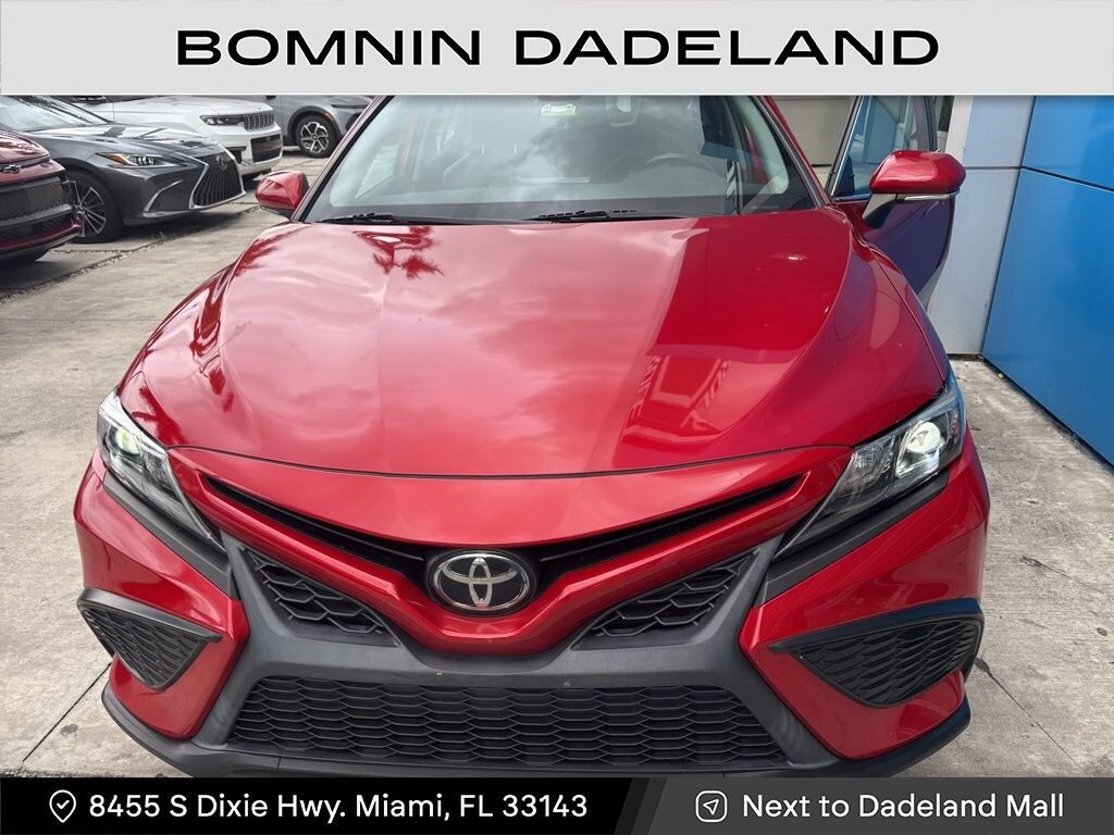 Used 2023 Toyota Camry SE Sedan