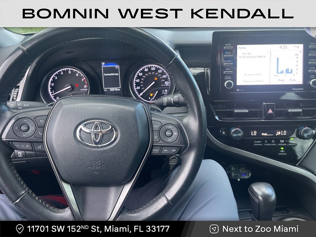 2024 Toyota Camry SE photo 4