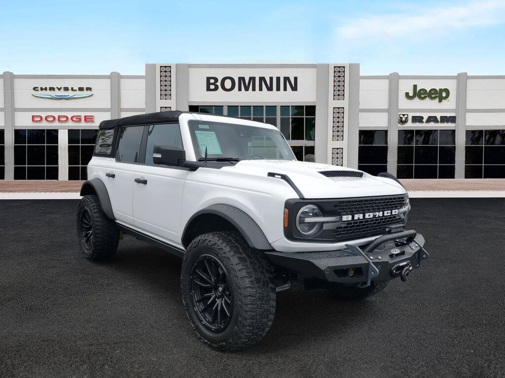 Used 2023 Ford Bronco Badlands SUV