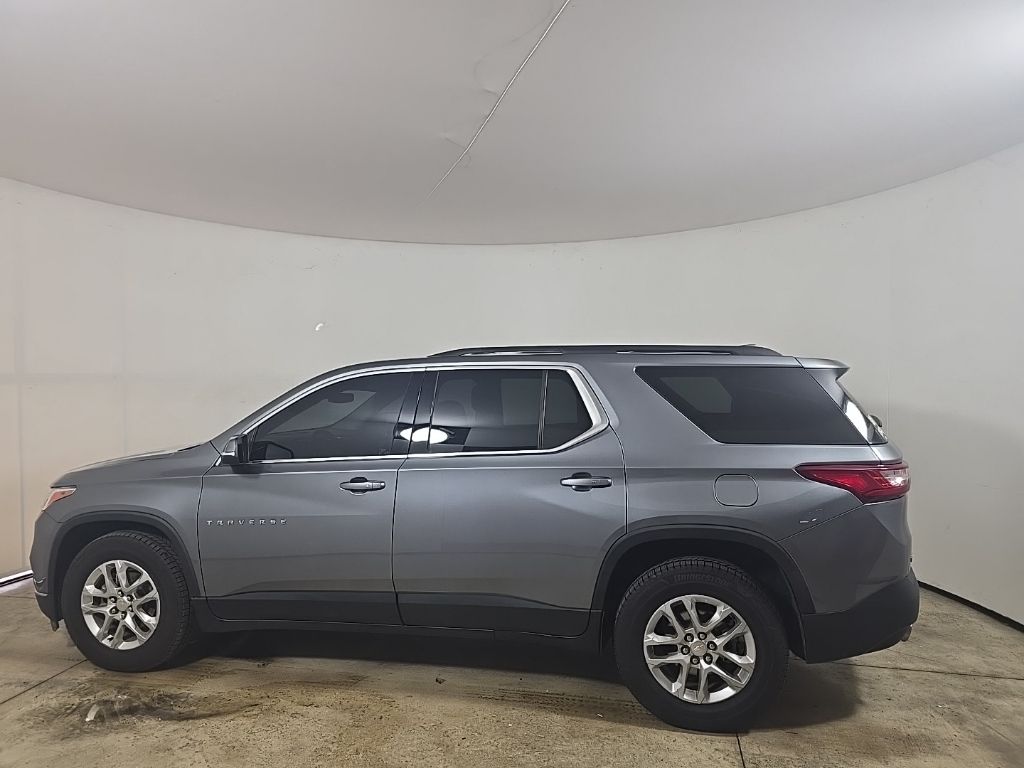 2021 Chevrolet Traverse Leather photo 4